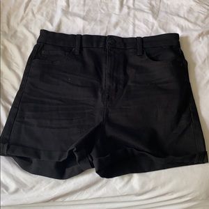 Black American eagle shorts